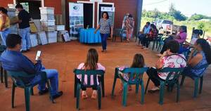 La Nación / Mujeres de Tavaí se fortalecen en la producción de miel a través de asistencia