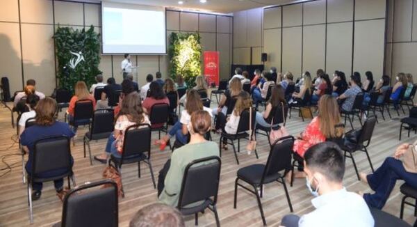 Referentes de la salud debatieron sobre la buena nutrición de los paraguayos