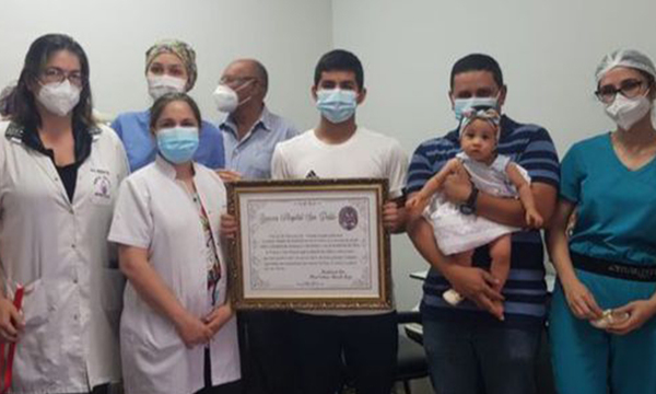 Una bebé que nació a los 6 meses de edad gestacional está a punto de cumplir 1 año - OviedoPress