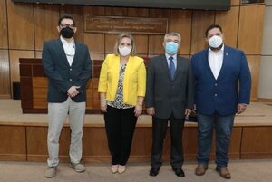 Lilian Samaniego presidirá comisión permanente del Senado | OnLivePy
