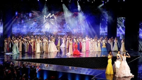 Por 90 días posponen la final del Miss Mundo tras detectar 17 casos de Covid-19 entre candidatas y técnicos