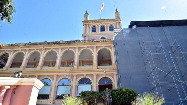 Misteriosa fisura revela la fuerza del ataque brasileño al Palacio de López