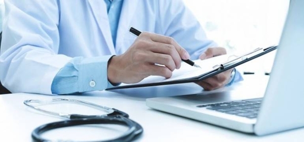 Diario HOY | Falso ginecólogo italiano pedía a mujeres someterse a examen vaginal por webcam