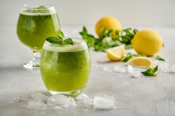 Limonada con menta y jengibre para combatir el extremo calor - Gastronomía - ABC Color