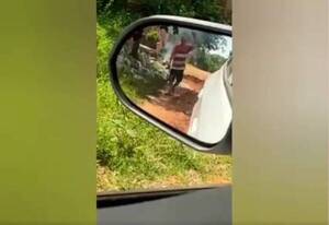 Crónica / [VÍDEO] Un tipo que estaba quemando víveres rajó a tiros a periodistas