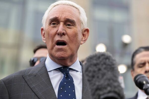Excolaborador de Trump comparece ante comité que investiga asalto a Capitolio - Mundo - ABC Color