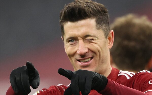 Lewandowski iguala un increíble récord de Cristiano Ronaldo