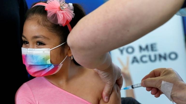 Diario HOY | Pfizer probará una tercera dosis de vacuna anticovid para menores de 5 años