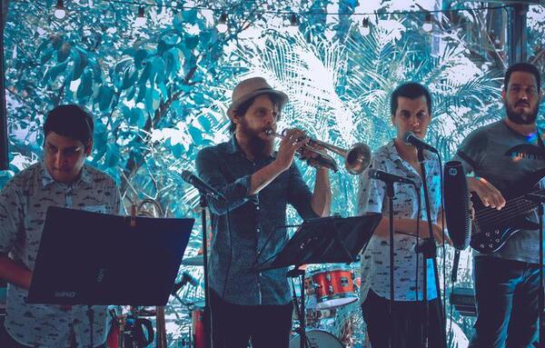 “Los Panas Jazz Group” ofrecerán show este domingo en la Costanera