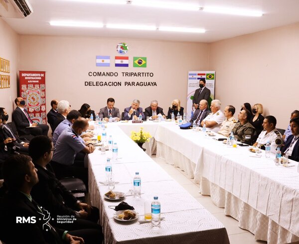 Ministros de seguridad avanzan acciones para la lucha contra el crimen organizado en la Triple Frontera