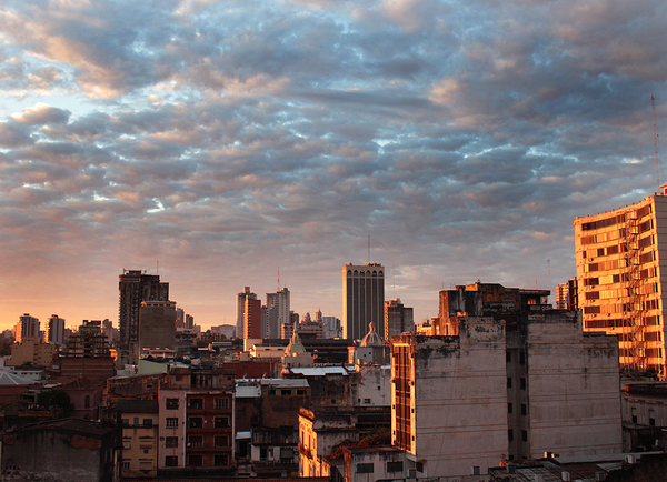 Mitad de semana con clima caluroso, húmedo y vientos del sureste – AHORACDE | CIUDAD DEL ESTE | PARAGUAY