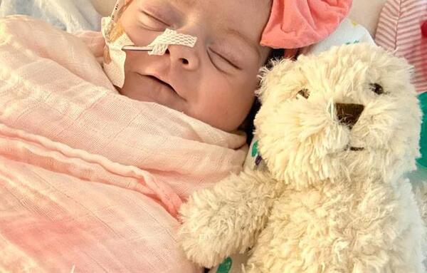 Esperanzador: La pequeña Candela continúa recuperándose en Nueva York