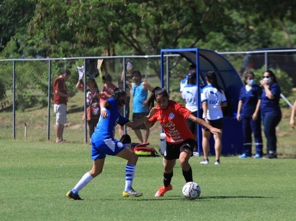 Último entrenamiento del año con fútbol - APF