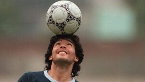 Subastan bienes de Maradona en Argentina