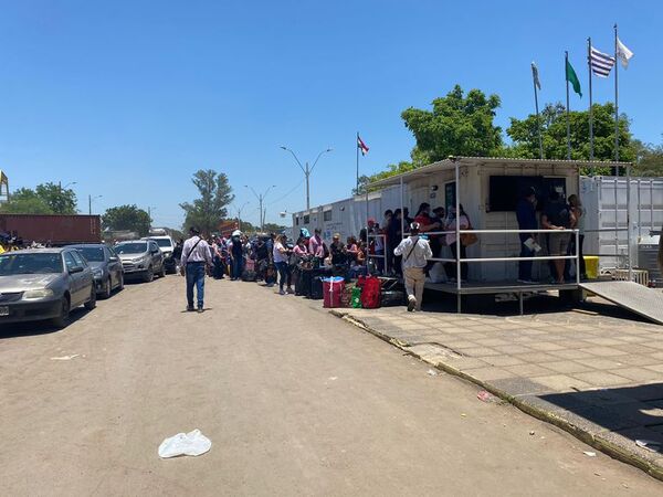 Incesante movimiento y muchos nervios en la zona de Falcón  - Nacionales - ABC Color