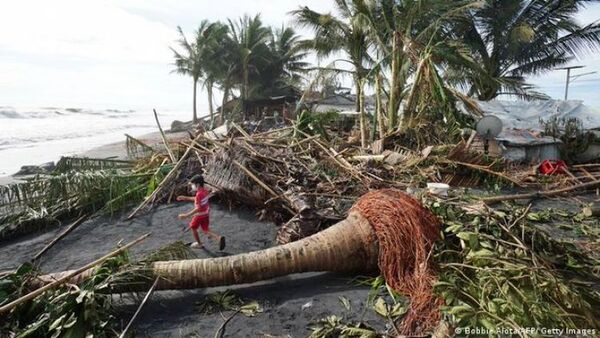 Tifón Rai deja al menos 31 muertos en Filipinas