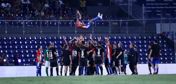 Por tus goles, tu entrega y tu amor a la patria: ¡Gracias, Nelson!