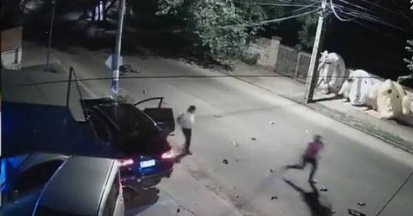 La Nación / Buscan identificar a ebrio al volante y acompañante que mataron a una joven madre