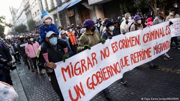 Manifestación de indocumentados en Ciudad de México