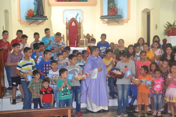 Posadas del Niño Jesús en Olimpo - ABC Revista - ABC Color
