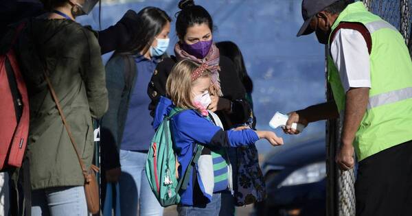 La Nación / Ecuador confirma tercer caso de ómicron y alerta sobre contagio comunitario