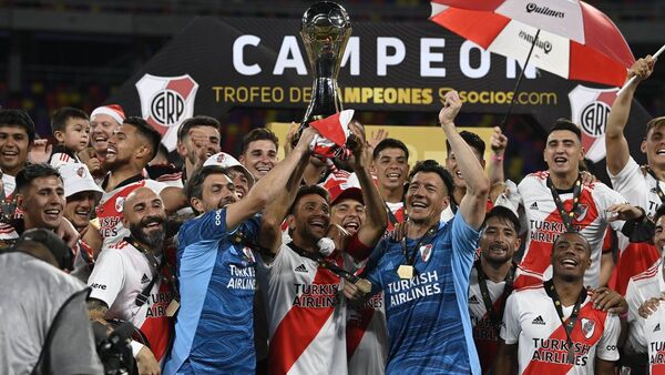 River Plate se quedó con el Trofeo de Campeones ante Colón