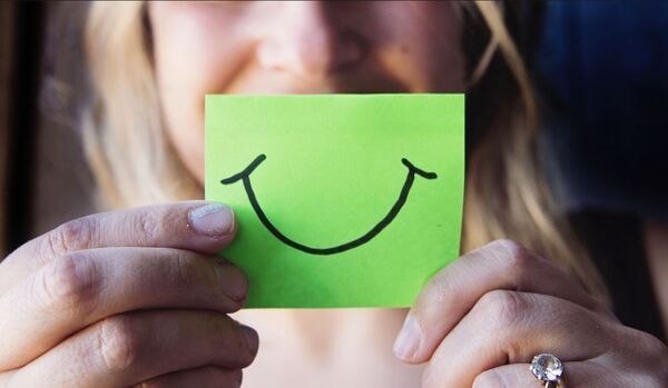 6 mitos sobre la felicidad que pueden impedir que experimentes alegría genuina