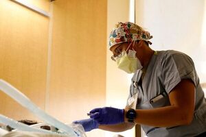 Fauci alerta de que los hospitales de EE.UU. se llenarán otra vez por ómicron - Mundo - ABC Color