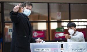 Gabriel Boric se impone en Chile con más del 55% de los votos