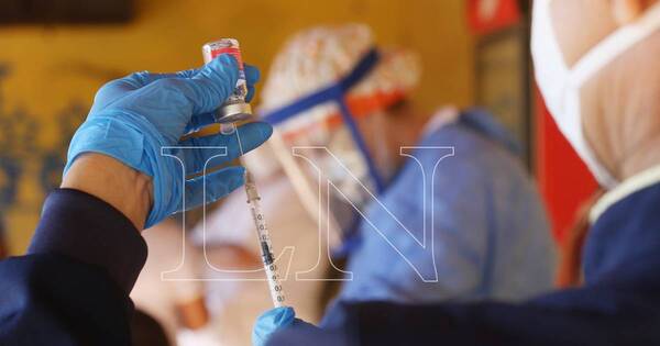 La Nación / Insistirán con la vacunación contra el COVID-19 en Alto Paraná