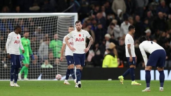 Diario HOY | Tottenham, eliminado tras darle por perdido el lance que no pudo disputar