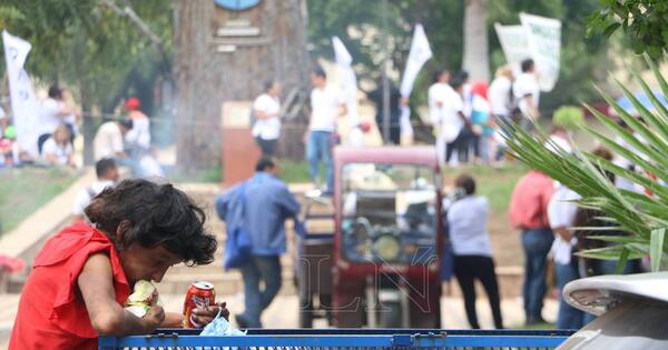 La Nación / Casi 20 empresas repartirán alimentos en víspera de Navidad a personas vulnerables