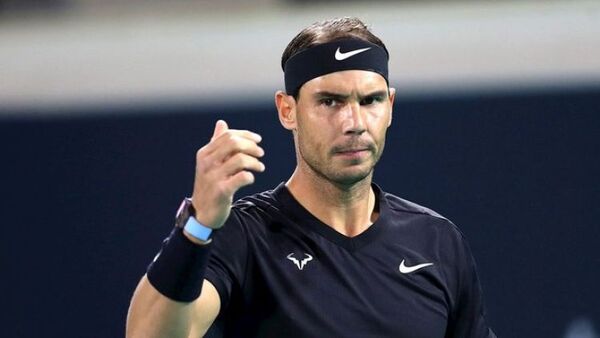 Nadal da positivo a covid-19 tras volver de Abu Dabi