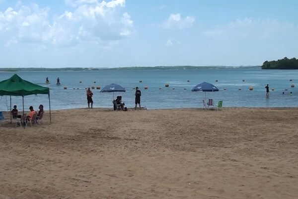 Por su aniversario Nº 33, San Juan del Paraná habilitó oficialmente su playa