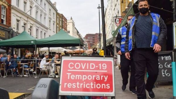 El Reino Unido no descarta más restricciones antes de Navidad ante el preocupante avance de la variante Ómicron