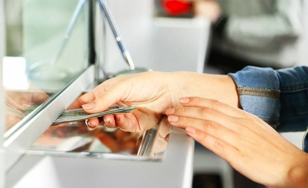 Diario HOY | BCP anuncia feriado bancario para el 31 de diciembre