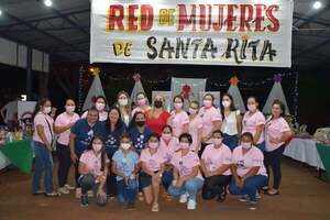 Éxito de feria navideña beneficia a más de 50 emprendedores en Santa Rita - La Clave