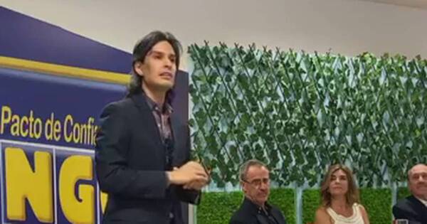 La Nación / Augusto Ferreira recibió el premio de Novela Inédita “Beatriz Rodríguez Alcalá″