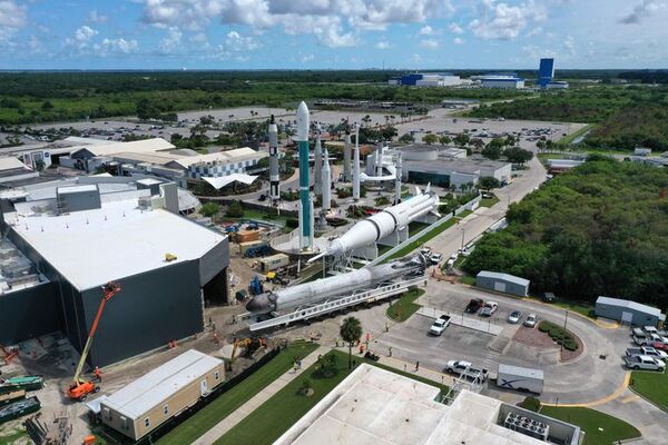 El mal tiempo amenaza el despegue de una nave de carga de SpaceX a la EEI - Ciencia - ABC Color