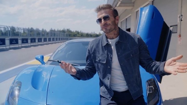 Beckham se luce con un espectacular Maserati