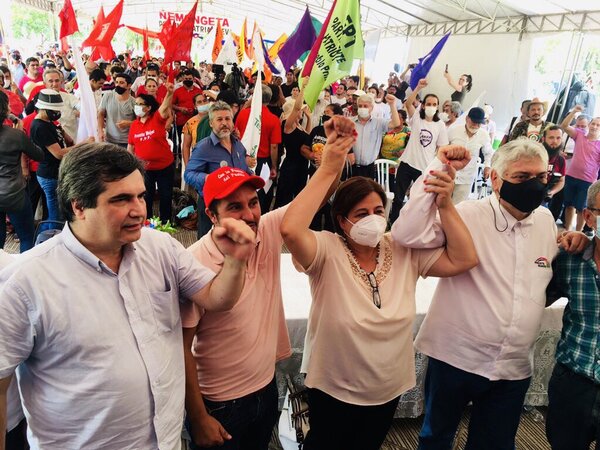 Partidos de izquierda lanzan su campaña envalentonados con los triunfos de Castillo y Boric