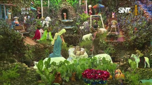 La familia Sabate tiene listo su pesebre hidráulico - SNT
