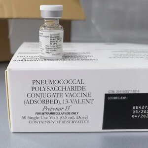 Llegan al país 150.000 vacunas pediátricas contra el neumococo - ADN Digital