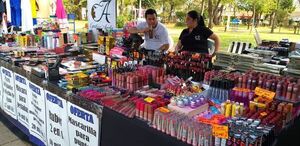 Pequeños emprendedores organizan feria navideña - Nacionales - ABC Color