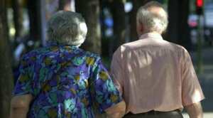 Jubilados y pensionados de la Caja Fiscal cobran sus haberes