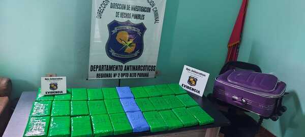 Antinarcóticos incautan camioneta con más de 30 kilos de cocaína pura - La Clave