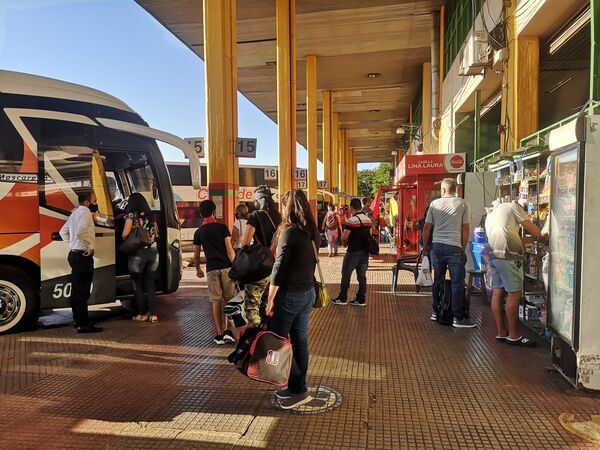 No liberarán horario de buses para fiestas de fin de año, informaron