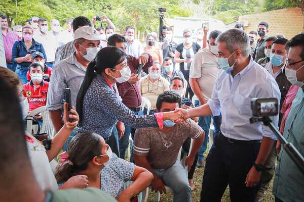 Presidente celebra habilitación de casi 3.000 km de rutas terminadas por su Gobierno - .::Agencia IP::.