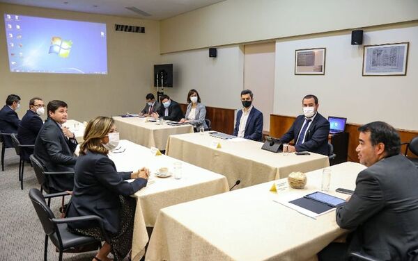 Instituciones financieras establecen estrategias y acuerdan hoja de ruta para el 2022 - Nacionales - ABC Color
