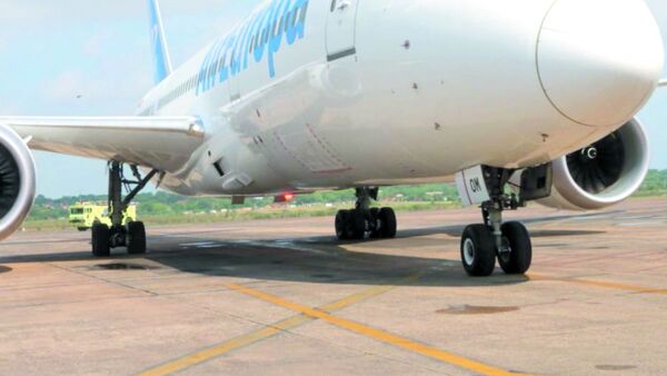 Avión se averió con 300 pasajeros